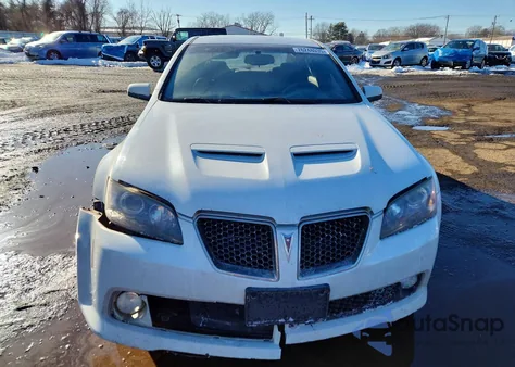 2009 Pontiac G8 from USA, damaged, VIN 6G2ER57769L156686